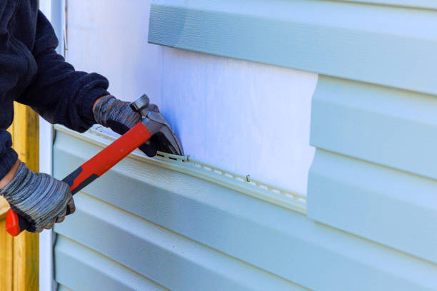 Reliable Siding Inspection contractor in Stoughton, MA by Creative Siding